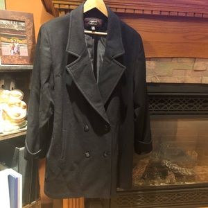 Stephanie Mathews 100% wool black pea coat
